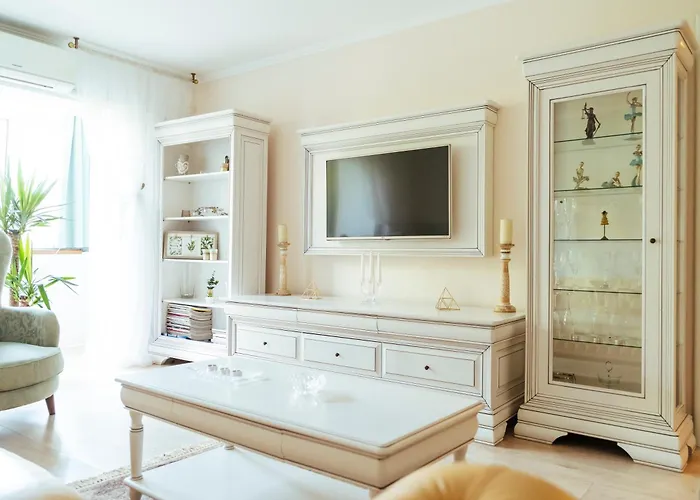 Herastrau Park Luxury Apartment Bucureşti